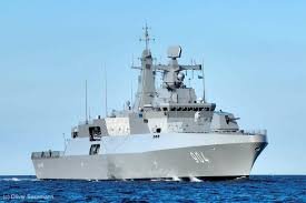 إسرائيل تطلق النار على فرقاطة مصرية