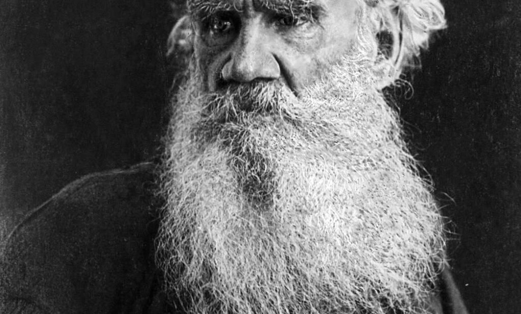 مسرحية الميت الحي