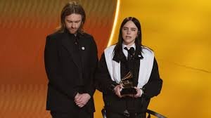 بيلي آيليش جوائز الغرامي (Grammy Awards)