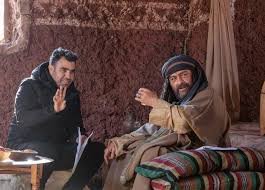 سلوم حداد من كواليس تصوير مسلسل أبطال الرمال